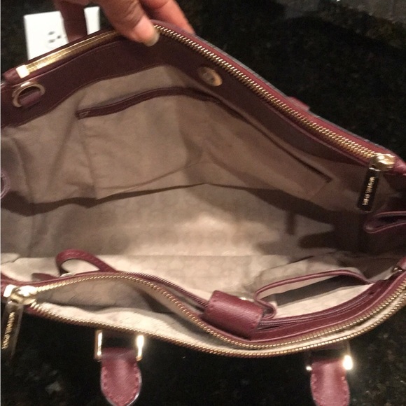 Michael Kors purse and wallet - Picture 3 of 5